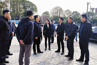 绵阳市副市长邓辉深入恒峰g22运业现场调研